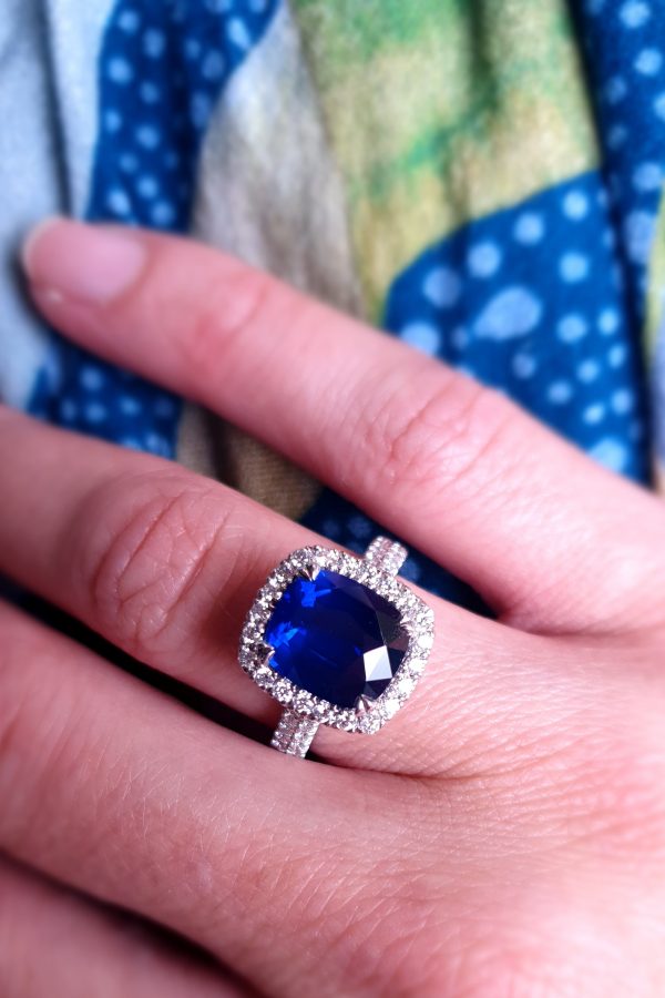5.02ct Sapphire Ring