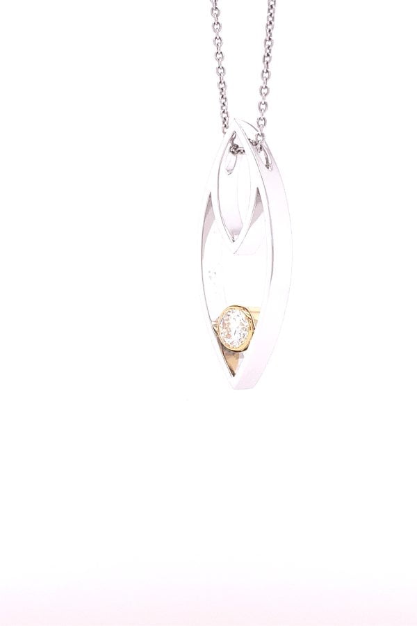 Desert Rose Argyle White Diamond Pendant